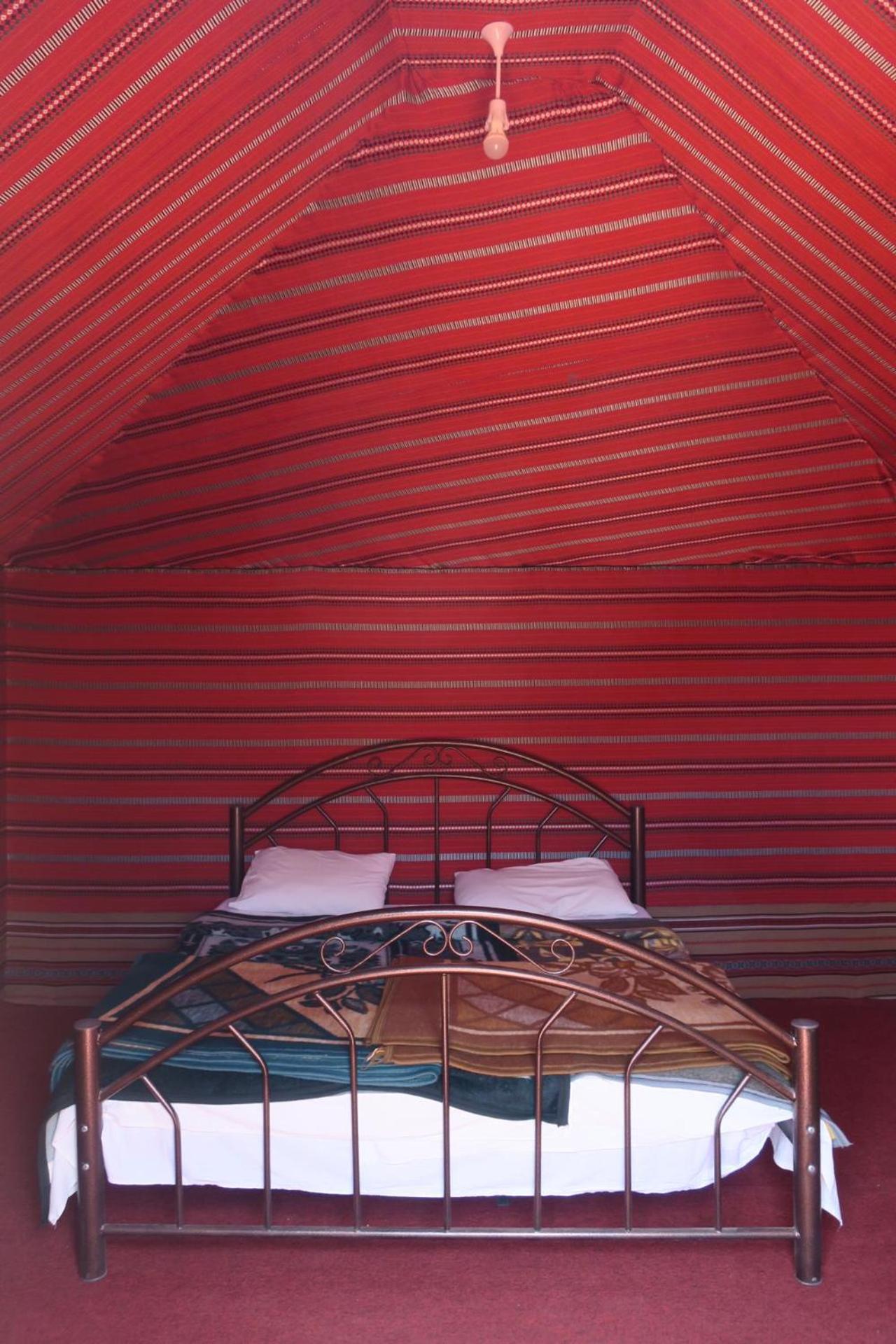 Oblivion Camp Hotel วาดิรัม ภายนอก รูปภาพ