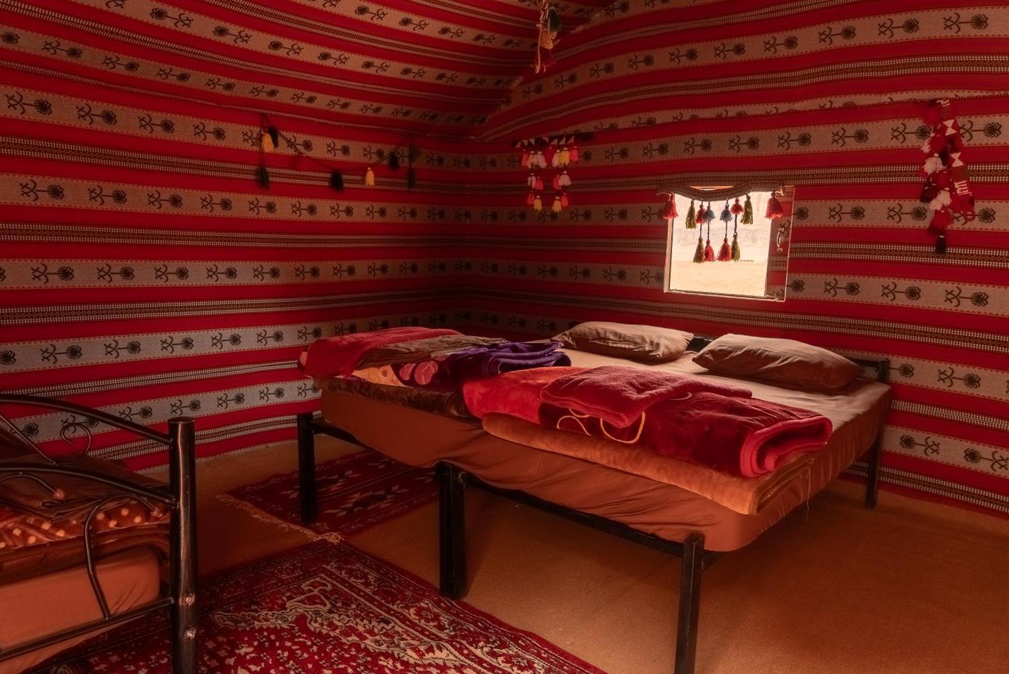 Oblivion Camp Hotel วาดิรัม ภายนอก รูปภาพ